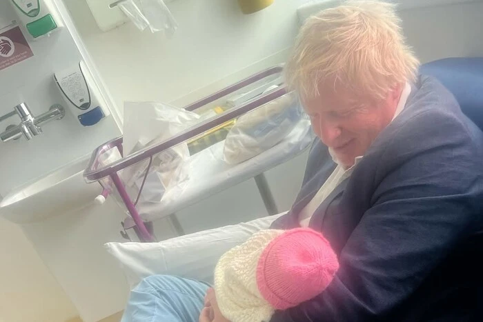 60-letni Boris Johnson został ojcem po raz dziewiąty