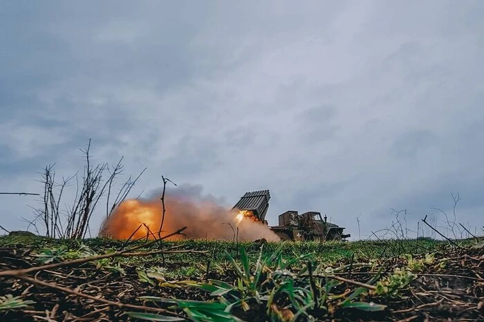Suiciders on Motorcycles Break into the Rear and Exhaust the Armed Forces of Ukraine – The Times