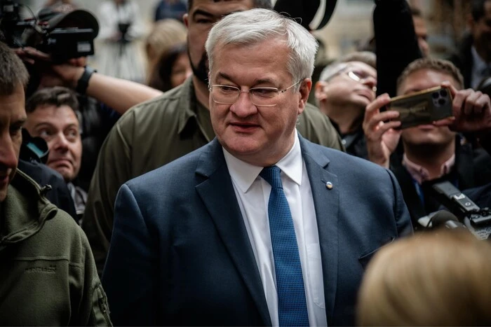 Sybiga wezwał Rosję do przyspieszenia przekazania dokumentu o zawieszeniu broni