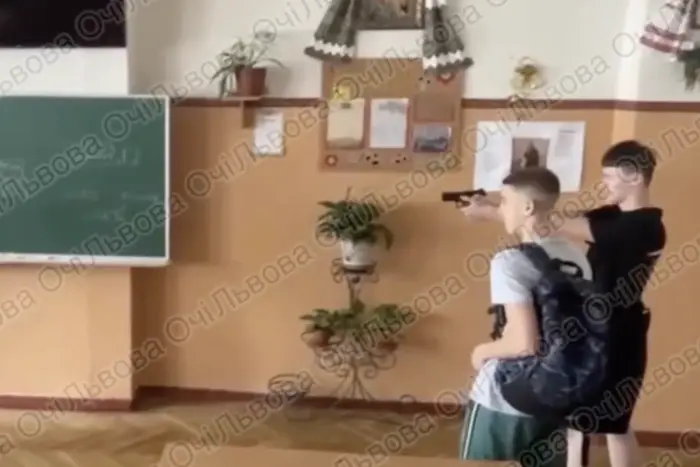 In Lviv, a schoolboy shot a classmate 'by agreement': police reaction