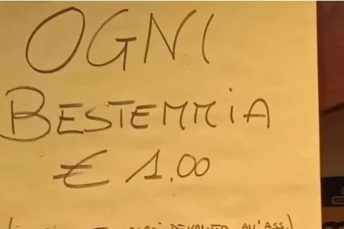 In Italien erhebt eine Bar Strafen für Schimpfwörter