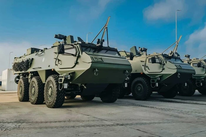 Eines der EU-Länder hat der Ukraine Waffen übergeben