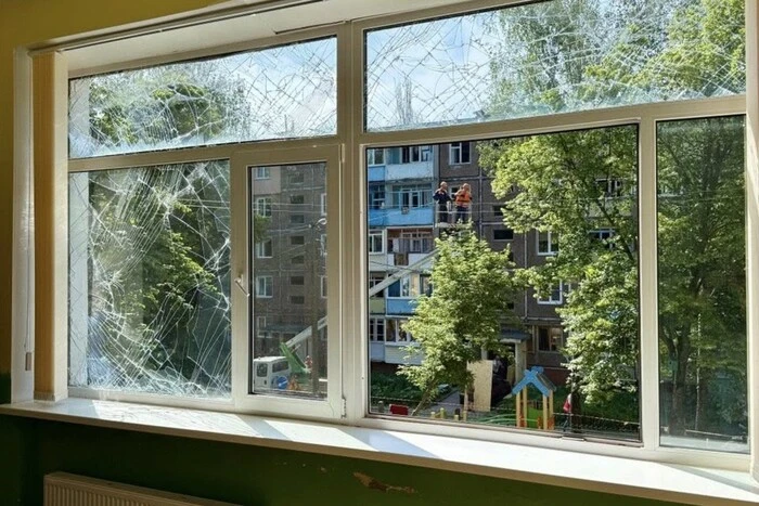 In Chernihiv, power was cut off due to an attack by the Russian Federation, damaging educational institutions
