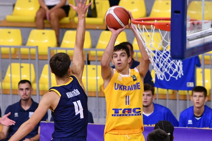Die U-20 Basketball-Nationalmannschaft der Ukraine hat in einem Freundschaftsspiel gegen Lettland verloren