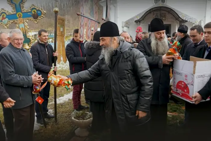 Arrived at the temple by helicopter and sang in the choir: what they say about Metropolitan Onufriy in his native village