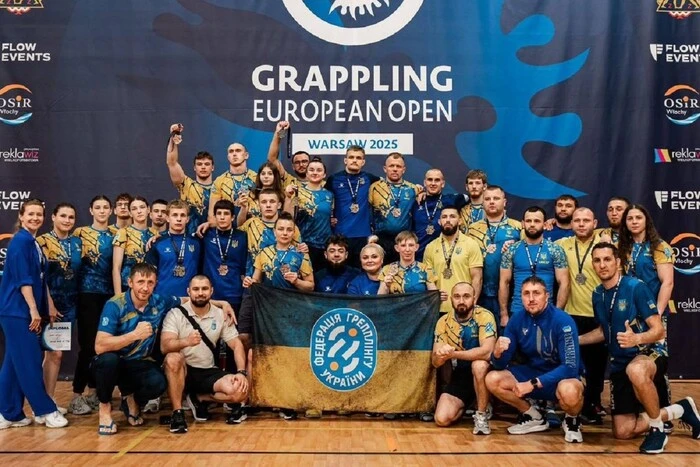 Die ukrainische Nationalmannschaft im Grappling belegte den ersten Platz in der Mannschaftswertung bei der Europameisterschaft
