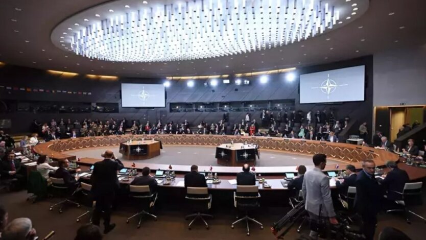 Przed szczytem w Hadze: ministrowie spraw zagranicznych NATO spotkają się w Antalyi