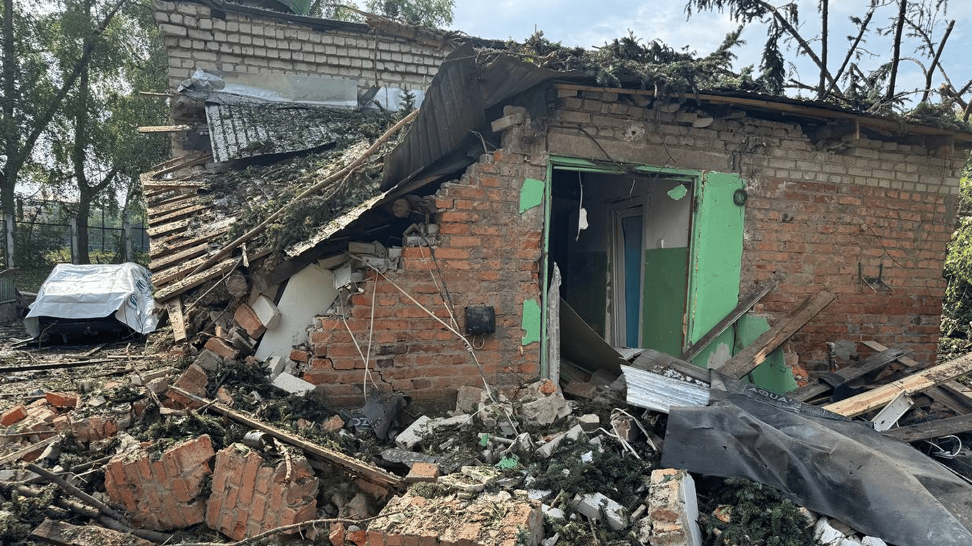 Russians attacked the Kyiv district of Kharkiv - photos of the aftermath