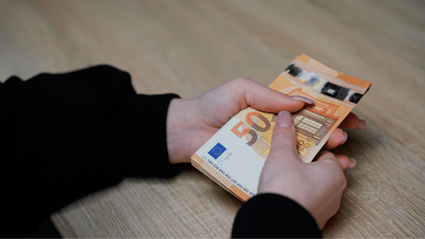 Mindestlohn in Deutschland – wann und um wie viel er erhöht werden kann