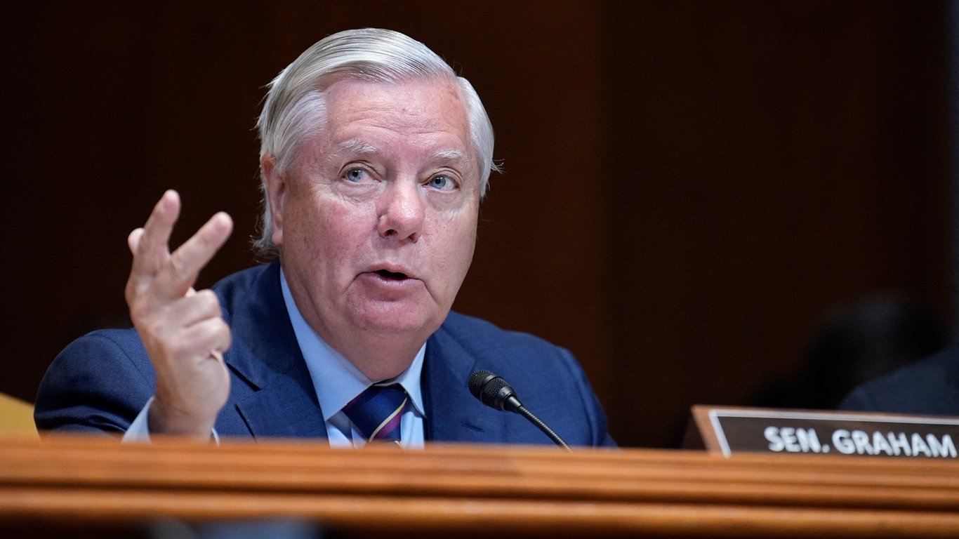 У США анонсували рекордну військову допомогу для України