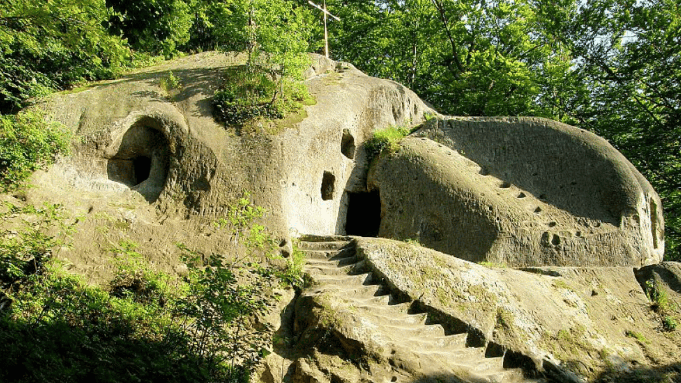 The Ancient Temple Without Crosses — a Unique Location in Lviv Region