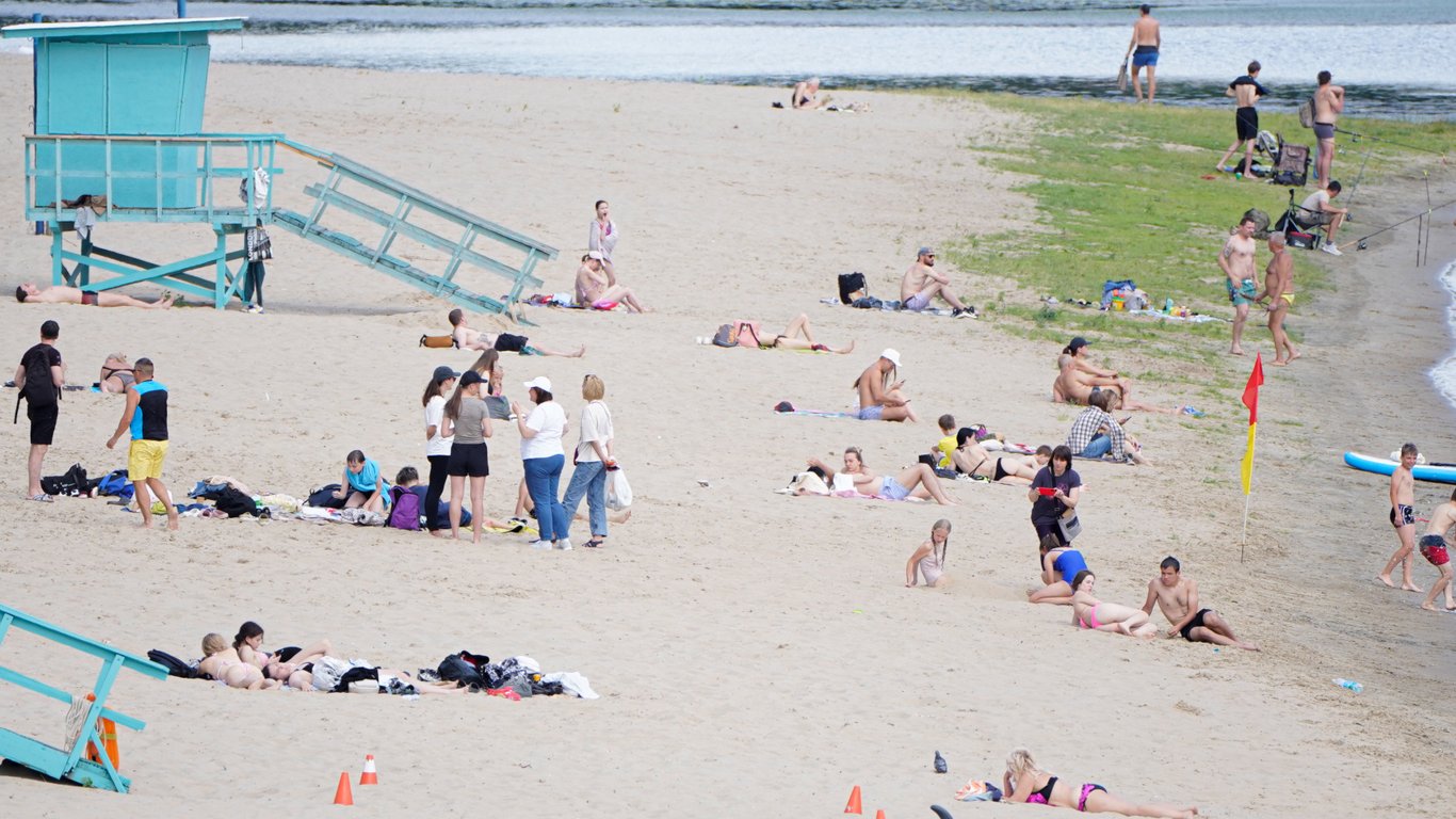 Bis zu +40 °C — Meteorologen warnten, wo es morgen wie auf einer Pfanne sein wird