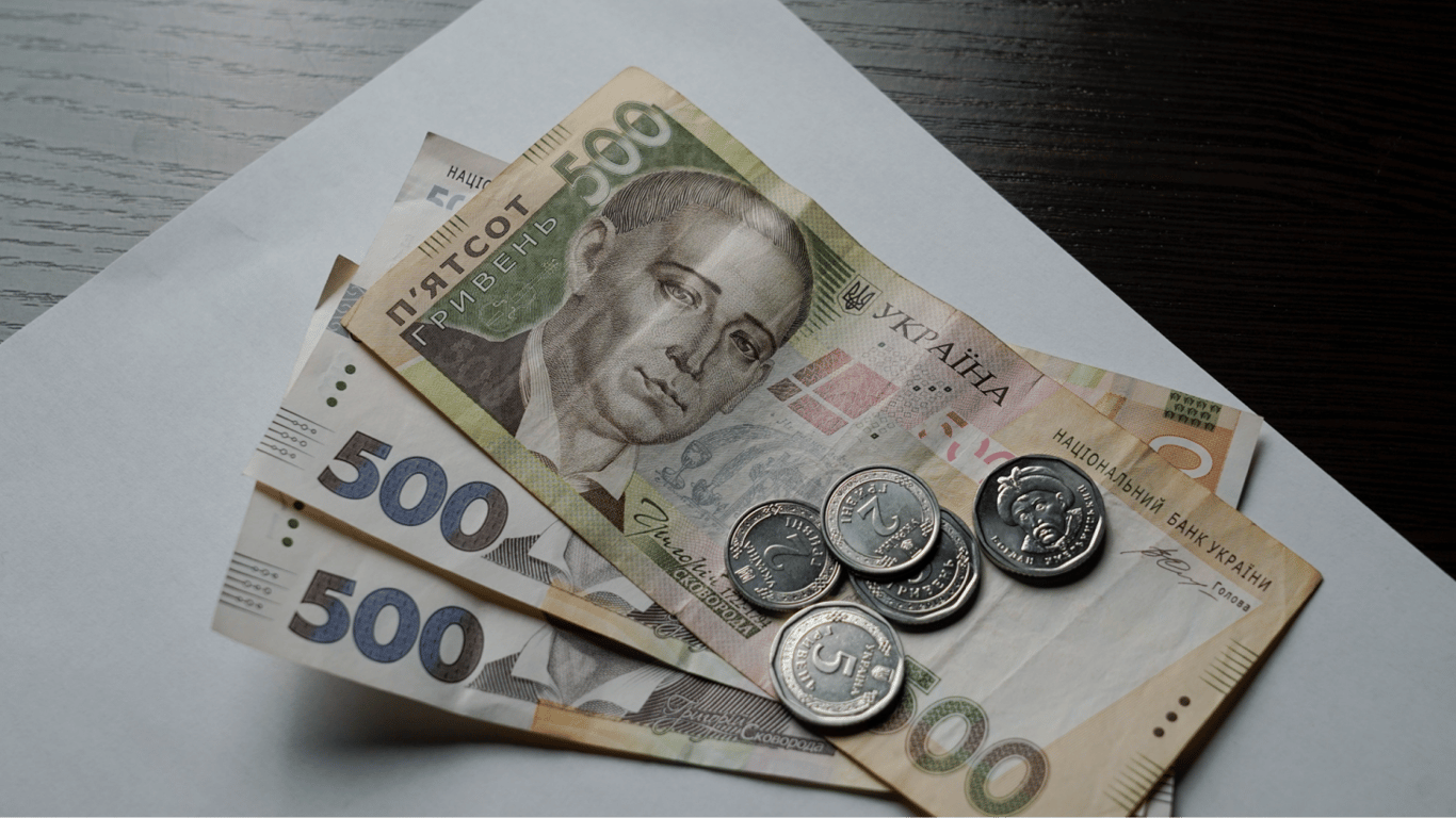 Надбавки для пенсіонерів у серпні — кому доплатять понад 1500 грн