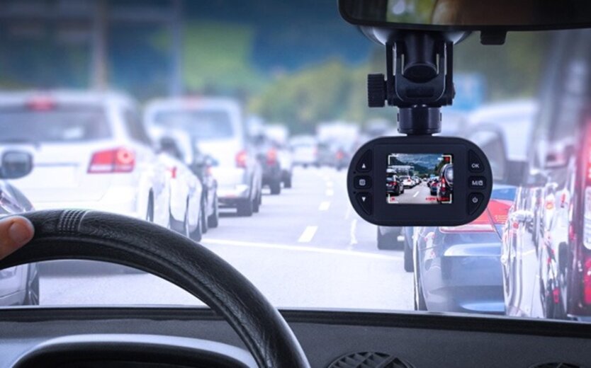 Ukrainische Fahrer erwarten Kontrollen auf den Straßen: Wie man Strafzettel vermeidet